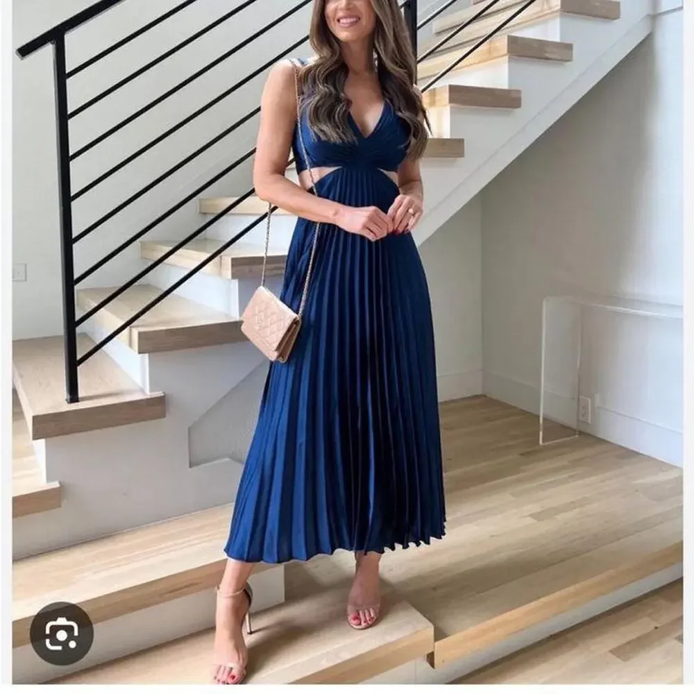Abercrombie and Fitch navy blue maxi dress - Picture 1 of 5